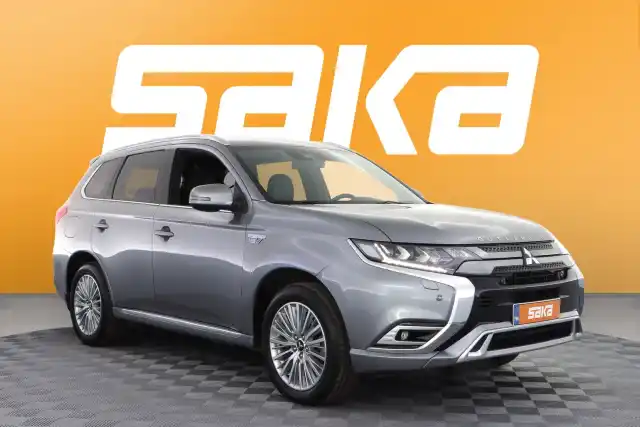 Harmaa Maastoauto, Mitsubishi Outlander PHEV – VAR-15840