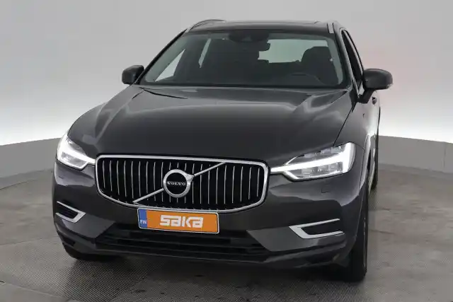 Harmaa Maastoauto, Volvo XC60 – VAR-16083