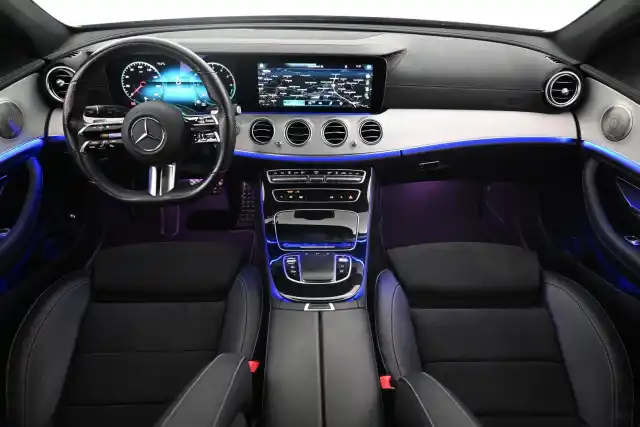 Musta Farmari, Mercedes-Benz E – VAR-16097
