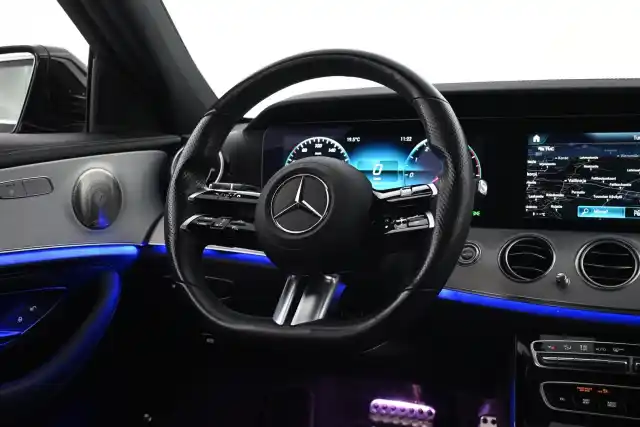 Musta Farmari, Mercedes-Benz E – VAR-16097