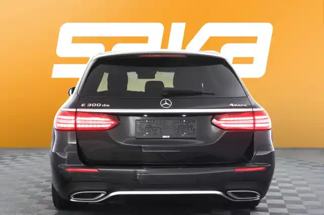 Musta Farmari, Mercedes-Benz E – VAR-16097