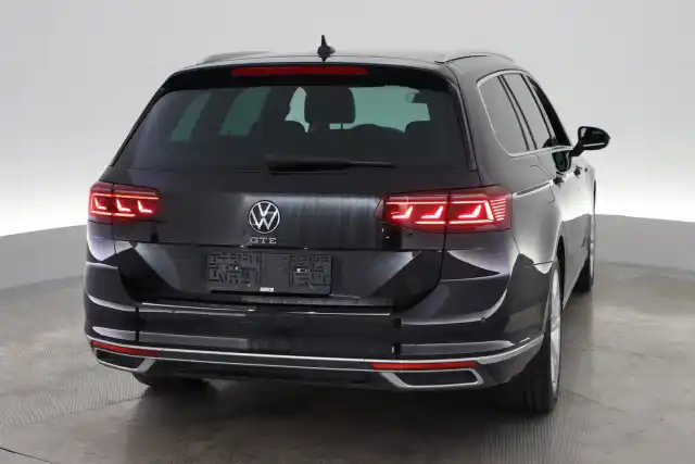 Musta Farmari, Volkswagen Passat – VAR-16165