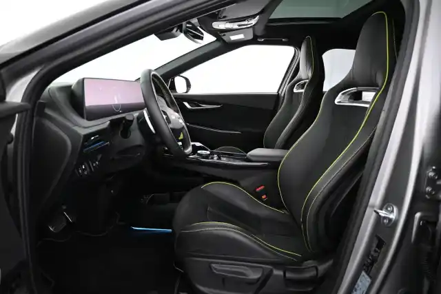 Harmaa Maastoauto, Kia EV6 – VAR-162955
