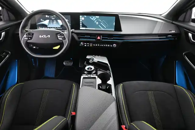 Harmaa Maastoauto, Kia EV6 – VAR-162955