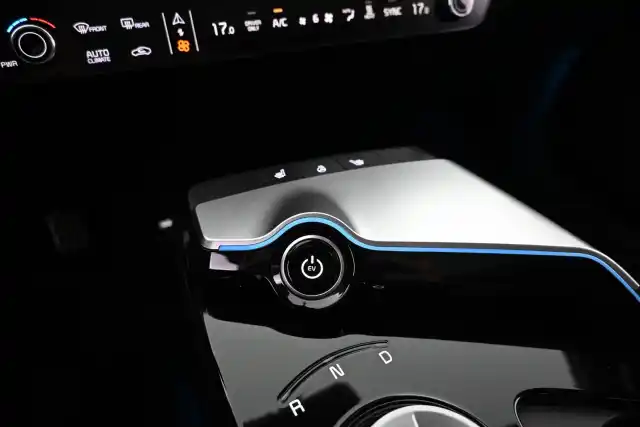 Harmaa Maastoauto, Kia EV6 – VAR-162955