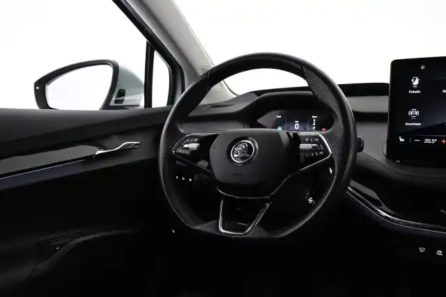 Vihreä Maastoauto, Skoda Enyaq – VAR-16442