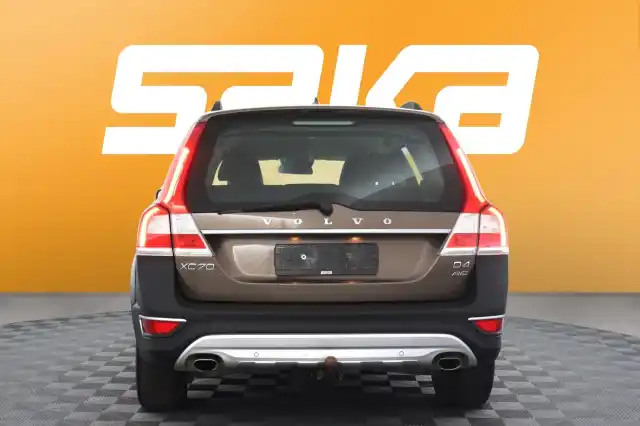 Ruskea Farmari, Volvo XC70 – VAR-16571