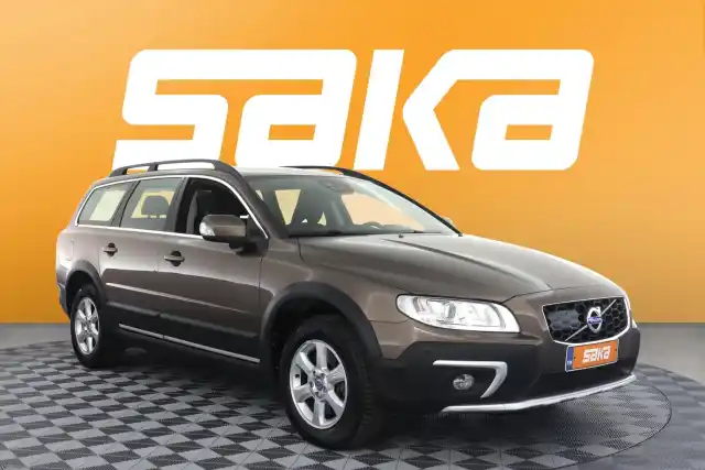 Ruskea Farmari, Volvo XC70 – VAR-16571
