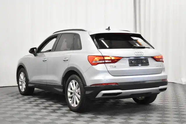 Hopea Maastoauto, Audi Q3 – VAR-16635