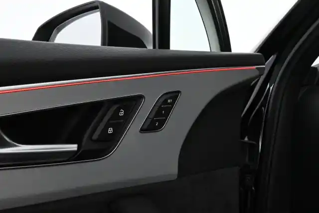 Musta Maastoauto, Audi Q7 – VAR-16710
