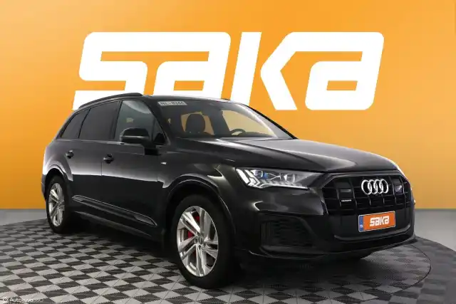 Musta Maastoauto, Audi Q7 – VAR-16710