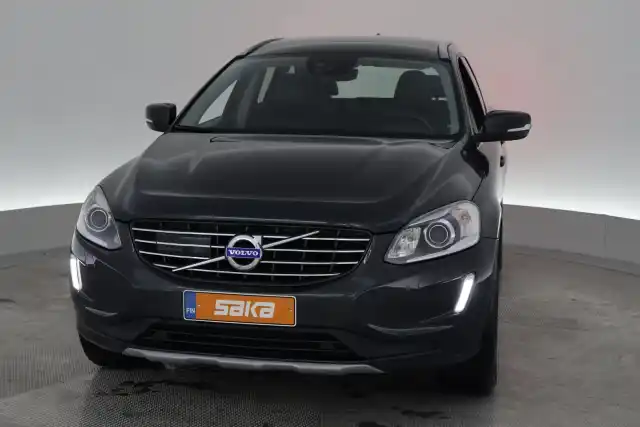 Harmaa Maastoauto, Volvo XC60 – VAR-16849