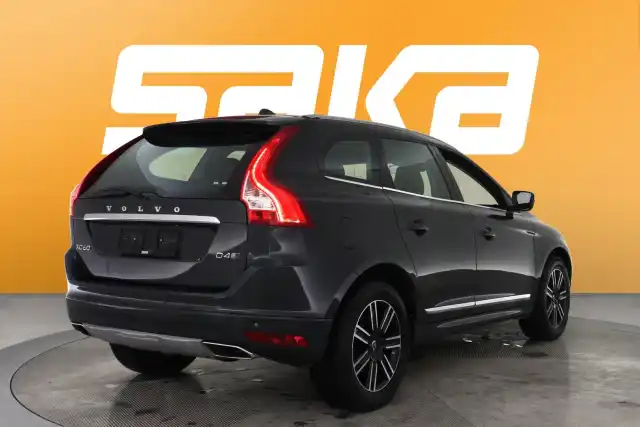 Harmaa Maastoauto, Volvo XC60 – VAR-16849