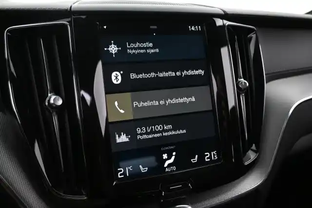 Sininen Maastoauto, Volvo XC60 – VAR-17053