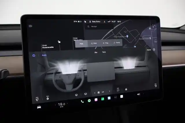 Valkoinen Viistoperä, Tesla Model Y – VAR-17125