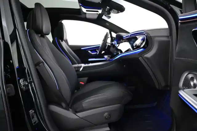Vihreä Maastoauto, Mercedes-Benz EQE SUV – VAR-17234