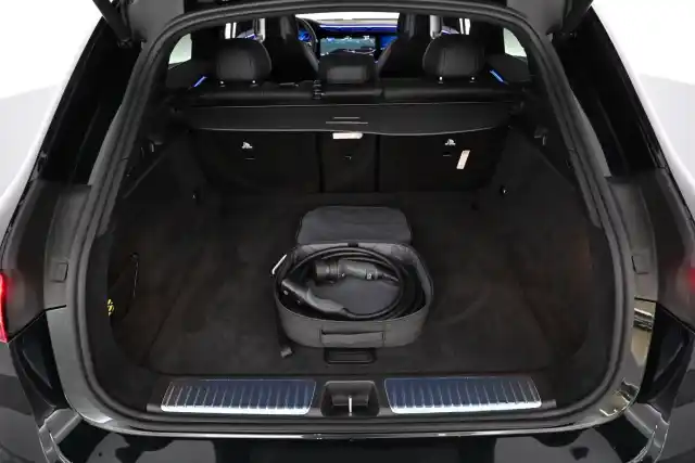 Vihreä Maastoauto, Mercedes-Benz EQE SUV – VAR-17234