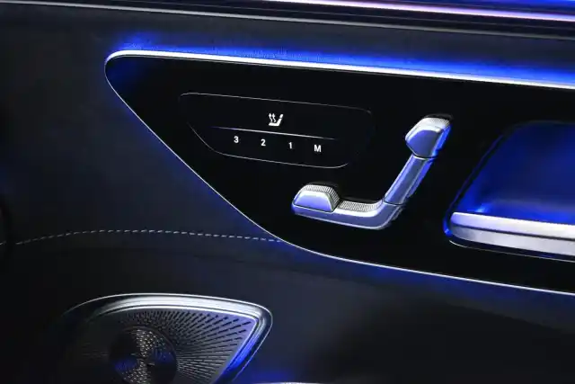 Vihreä Maastoauto, Mercedes-Benz EQE SUV – VAR-17234