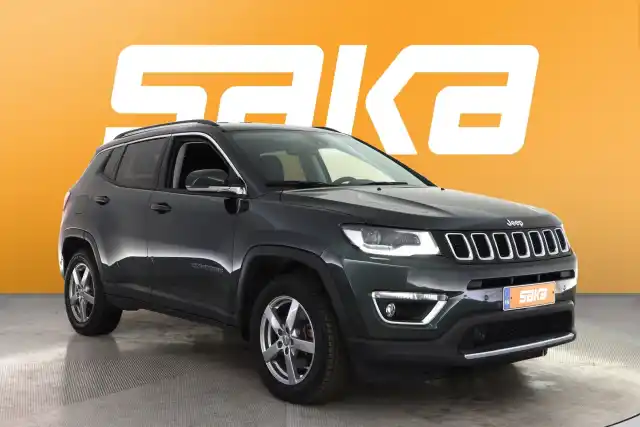 Vihreä Maastoauto, Jeep Compass – VAR-17254