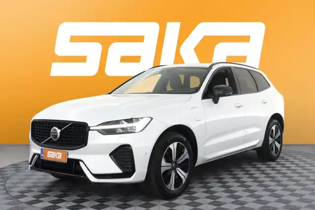 Valkoinen Maastoauto, Volvo XC60 – VAR-17494
