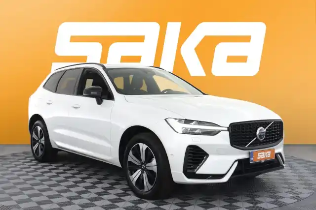 Valkoinen Maastoauto, Volvo XC60 – VAR-17517