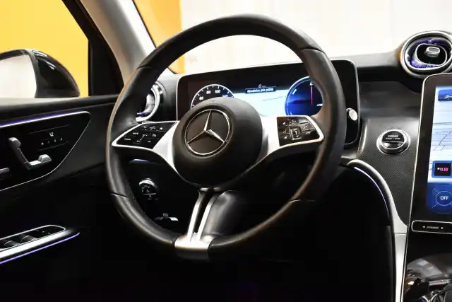 Musta Maastoauto, Mercedes-Benz GLC – VAR-17580