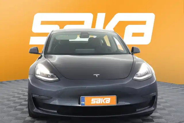 Harmaa Sedan, Tesla Model 3 – VAR-17648
