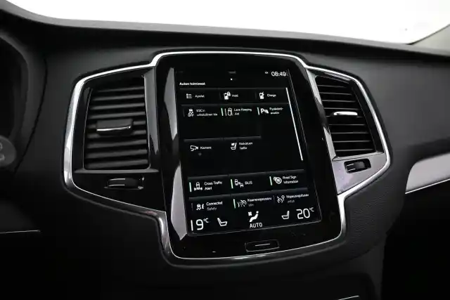Musta Maastoauto, Volvo XC90 – VAR-17667