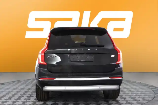 Musta Maastoauto, Volvo XC90 – VAR-17667