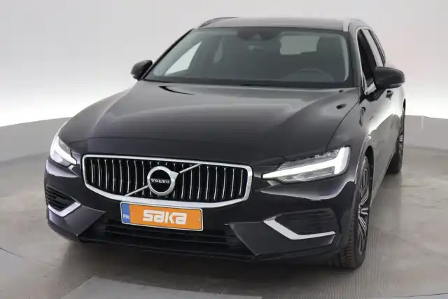 Musta Farmari, Volvo V60 – VAR-17811