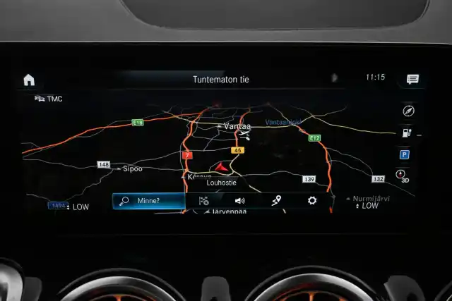 Musta Maastoauto, Mercedes-Benz EQB – VAR-17856