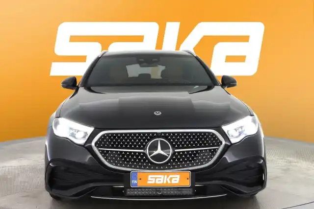 Musta Farmari, Mercedes-Benz E – VAR-17936