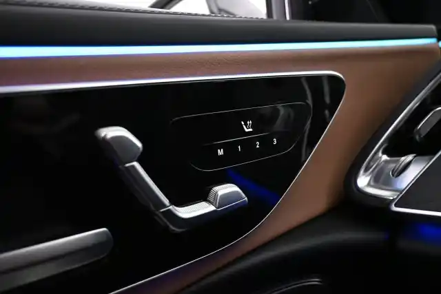 Musta Farmari, Mercedes-Benz E – VAR-17936