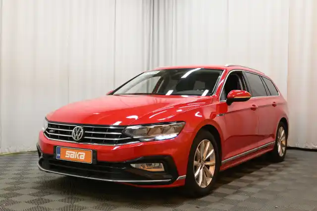 Punainen Farmari, Volkswagen Passat – VAR-17979