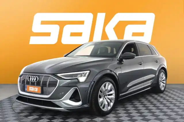 Harmaa Maastoauto, Audi e-tron – VAR-18089