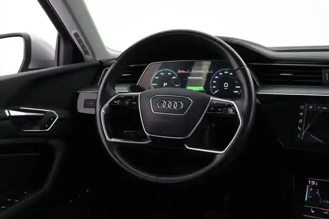 Hopea Maastoauto, Audi e-tron – VAR-18212