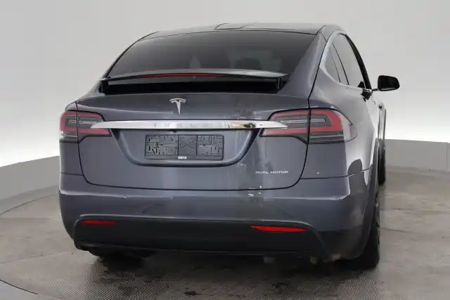 Harmaa Maastoauto, Tesla Model X – VAR-18345