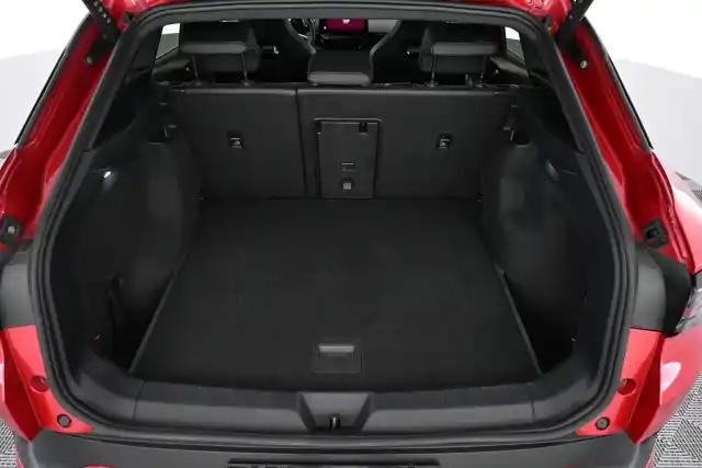 Musta Maastoauto, Volkswagen ID.4 – VAR-18597
