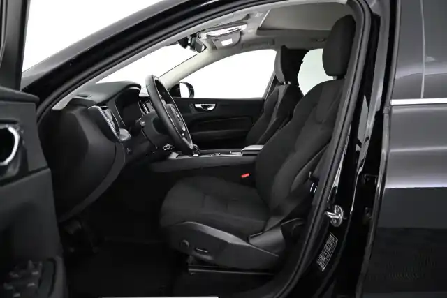 Musta Maastoauto, Volvo XC60 – VAR-18636
