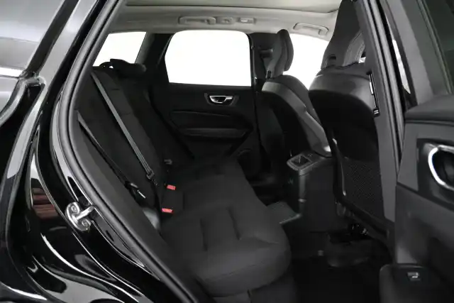 Musta Maastoauto, Volvo XC60 – VAR-18636