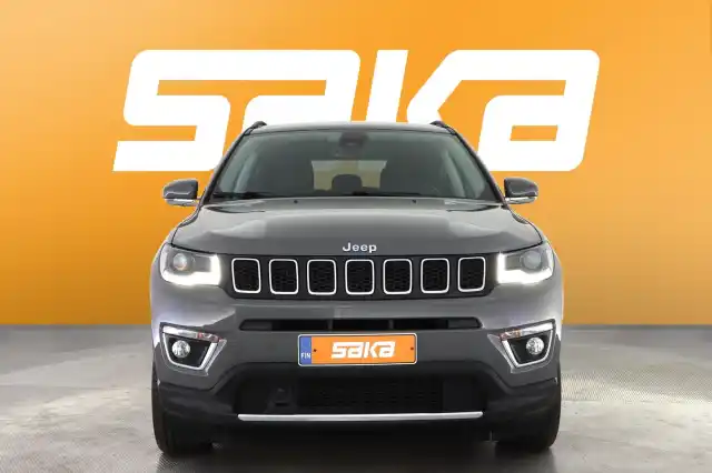 Harmaa Maastoauto, Jeep Compass – VAR-19117