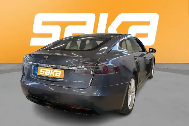 Harmaa Viistoperä, Tesla Model S – VAR-19627