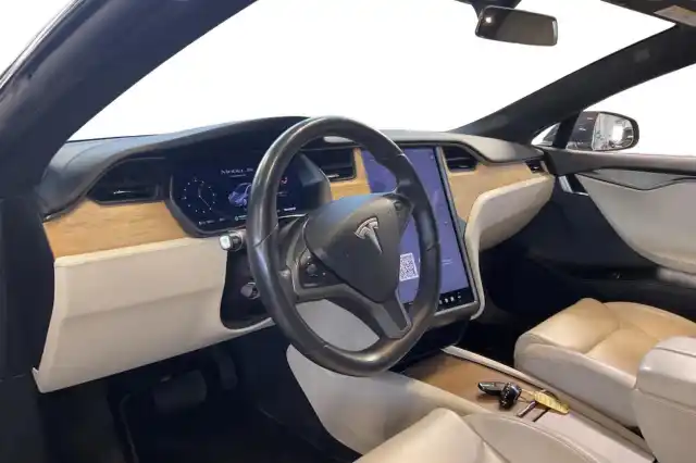 Harmaa Viistoperä, Tesla Model S – VAR-19627