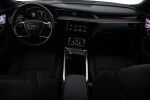 Sininen Maastoauto, Audi e-tron – VAR-19651, kuva 16