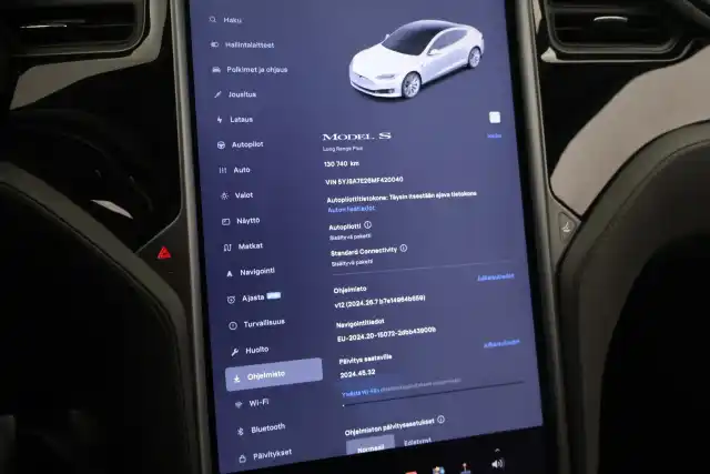 Valkoinen Sedan, Tesla Model S – VAR-20040