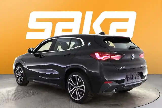 Musta Maastoauto, BMW X2 – VAR-20220