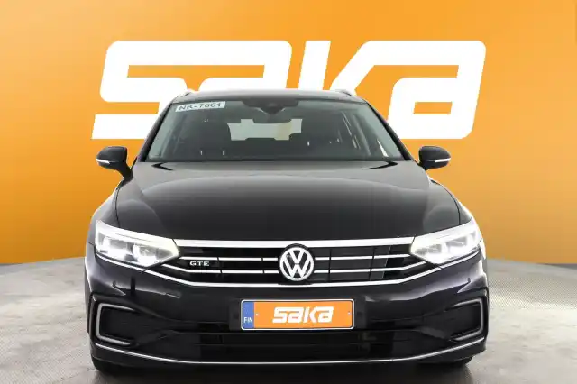 Musta Farmari, Volkswagen Passat – VAR-20224