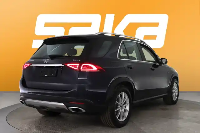 Sininen Maastoauto, Mercedes-Benz GLE – VAR-20284