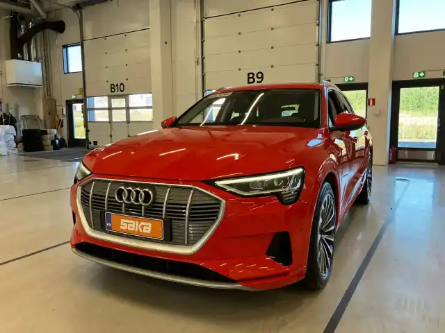 Audi e-tron