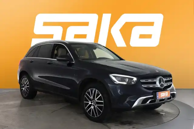 Sininen Maastoauto, Mercedes-Benz GLC – VAR-20336